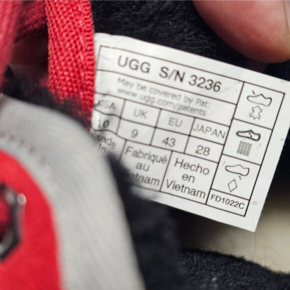 NEW! Ugg Neumel Mashup Black Red Suede Chukka Boots Mens Size 10 - Picture 11 of 13